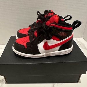 JORDAN 1 MID 7C